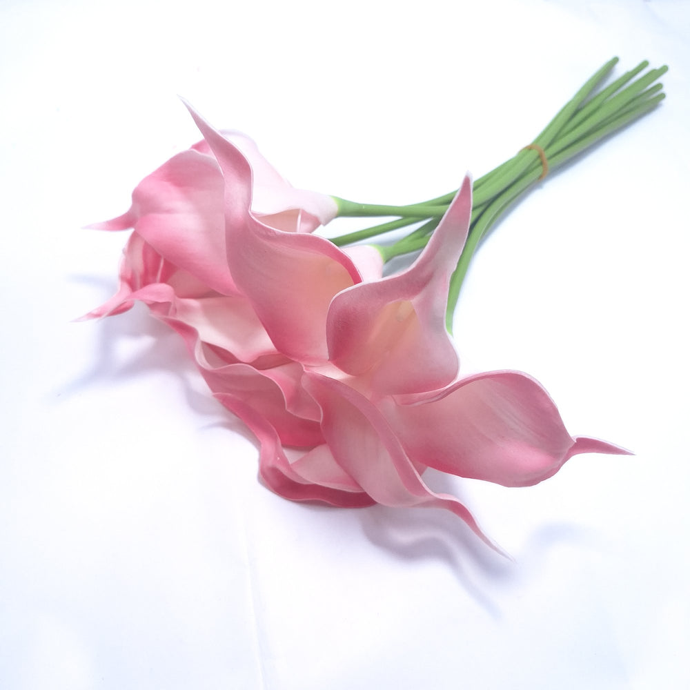 Cale artificiale din silicon la buchet, culoare roz.