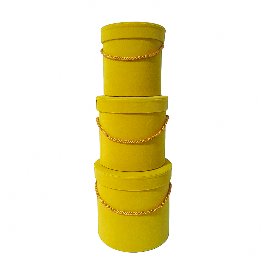 Set 3 cutii rotunde invelite cu catifea si snur, culoare galben B14 - ROC 951