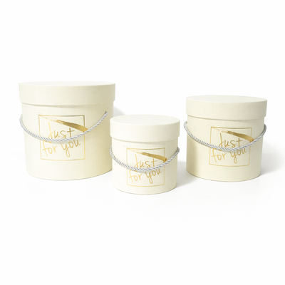 Set 3 cutii cilindru din carton cu print auriu, culoare crem - ROC 5270