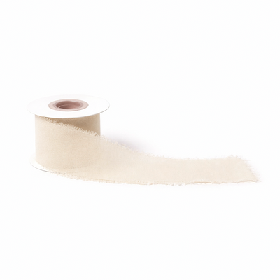 Bandă textilă cu margini franjurate, culoare crem NR. 6 - ROC 0854