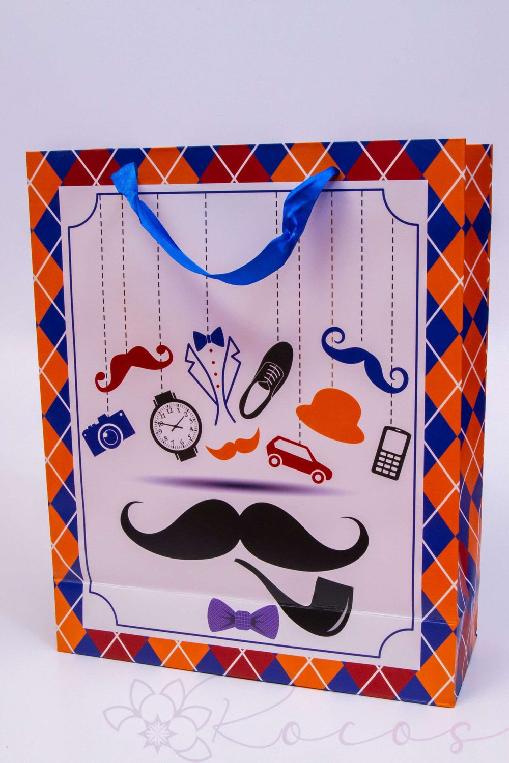 Punga cadou latime 26cm, lungime 32cm, culoare albastru model carouri elemente barbatesti