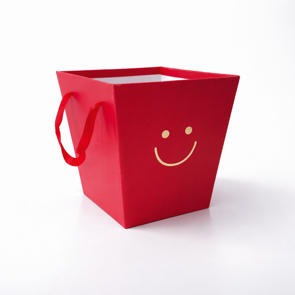 Cutie decorativă din carton cu print auriu, culoare roșu - ROC 5812