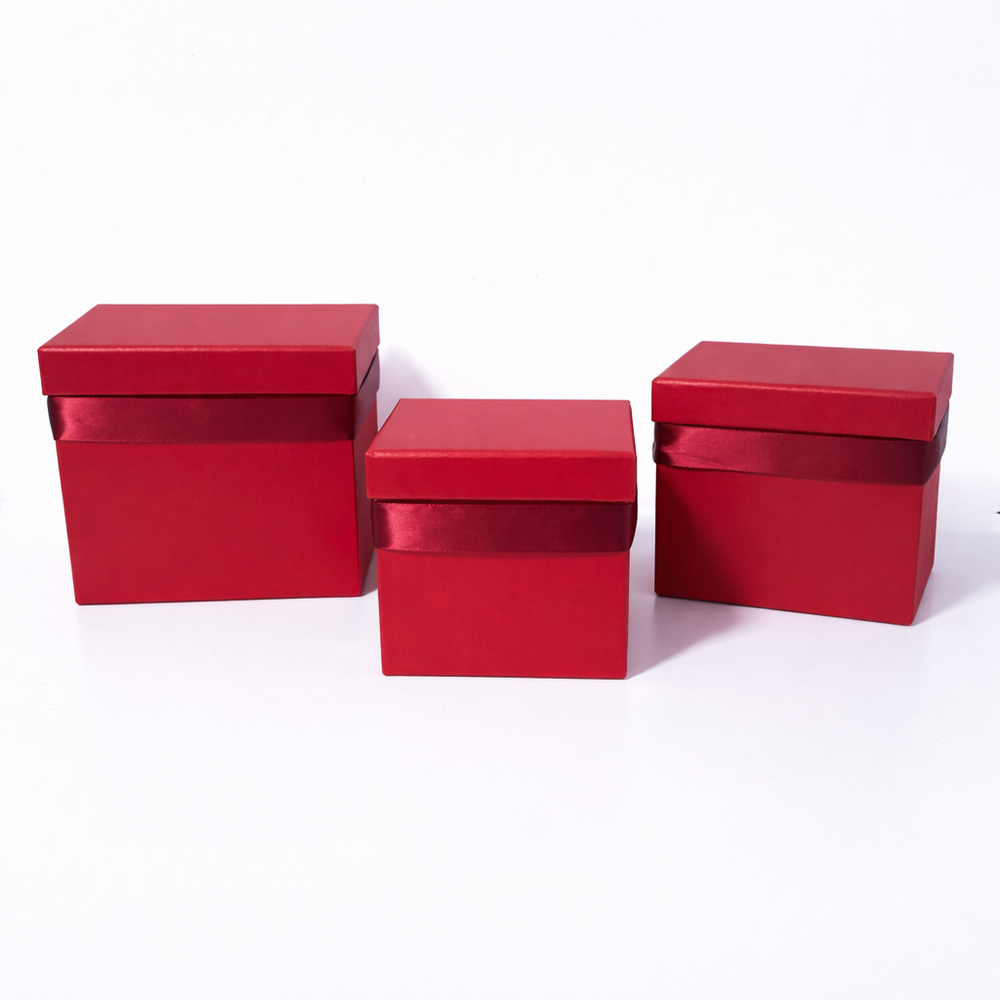 Set 3 cutii pătrate din carton, culoare roșu - ROC 906
